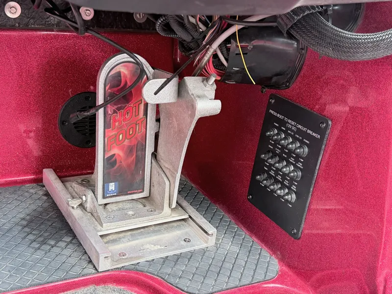 Slide: The Image of Triton 19 TrX 2017 boat with Hot Foot throttle and circuit breaker. - 40