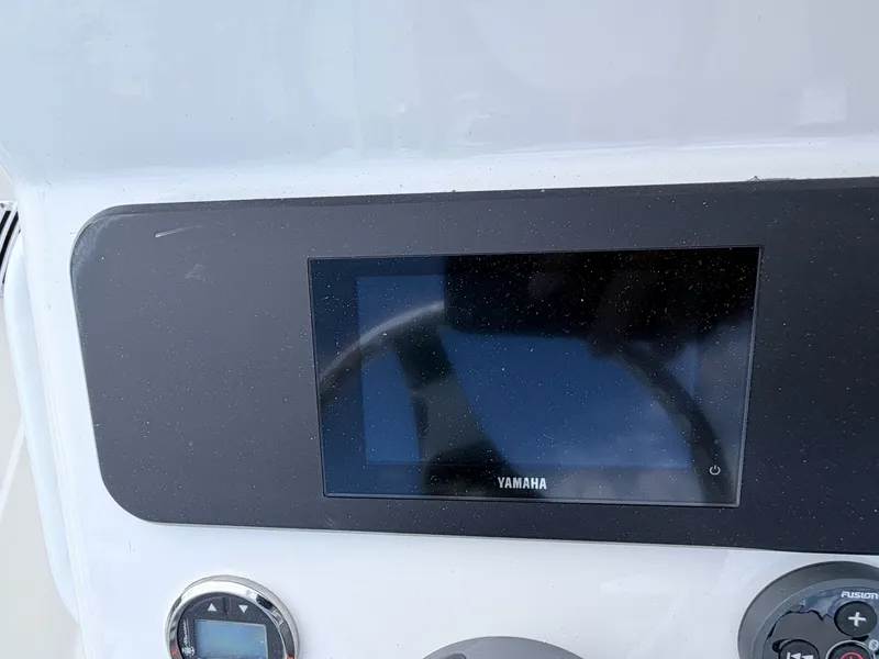 Slide: The Image of Yamaha display on Skeeter SX221 boat, year 2026. - 28