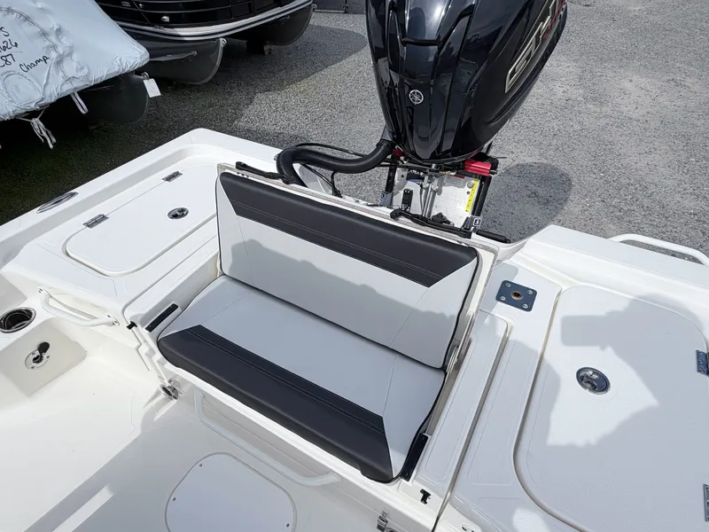 Slide: The Image of Skeeter SX221 2026 boat with Yamaha outboard motor. - 38