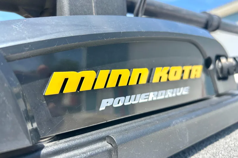 Slide: The Image of Close-up of Minn Kota PowerDrive motor on 2019 Alumacraft Classic 165 Sport boat. - 11