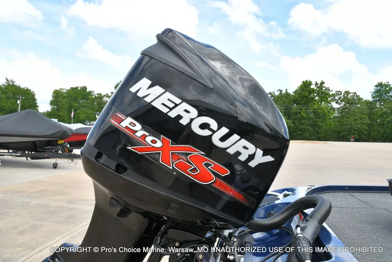 Slide: The Image of Mercury Pro XS outboard motor on Nitro Z19 Pro boat, year 2018. - 21