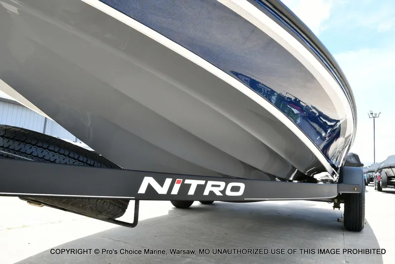 Slide: The Image of 2018 Nitro Z19 Pro boat on trailer, close-up of hull. - 37