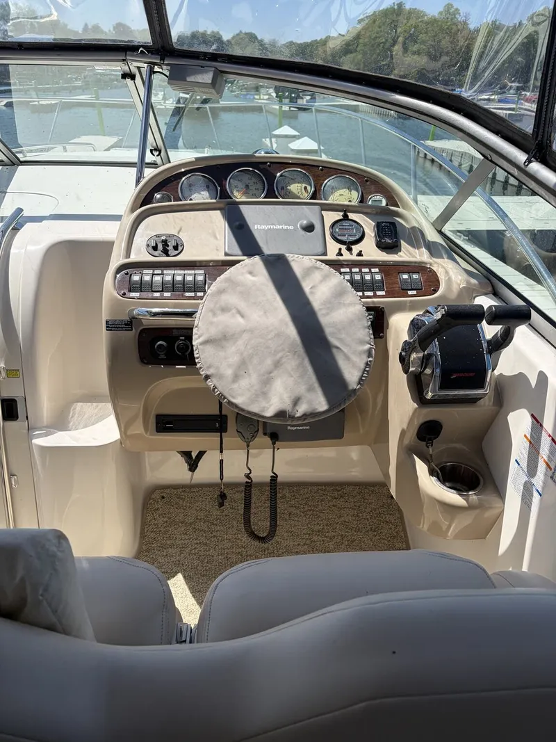 Slide: The Image of Helm of a 2006 Chaparral Signature boat with instruments. - 5