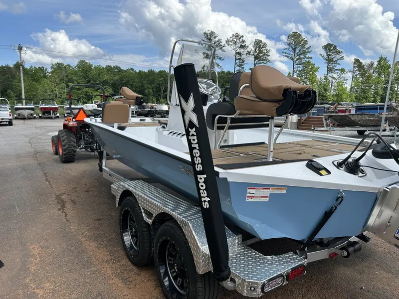 Slide: The Image of 2026 Xpress Xclusive XR 21 Bay boat with forward seating. - 6
