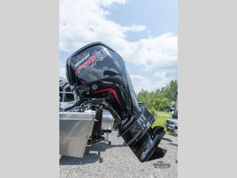 Slide: The Image of Vectra Speed 23 L 2025 - 5