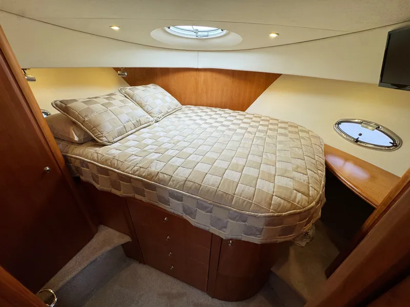 Slide: The Image of Silverton 39 Motor Yacht 2002 - 52