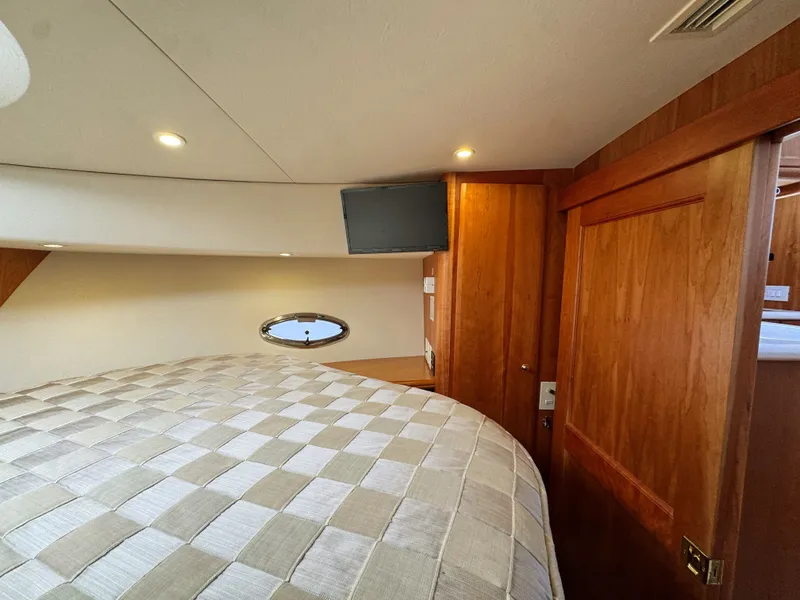 Slide: The Image of Silverton 39 Motor Yacht 2002 - 53