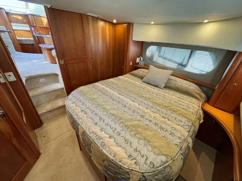Slide: The Image of Silverton 39 Motor Yacht 2002 - 60