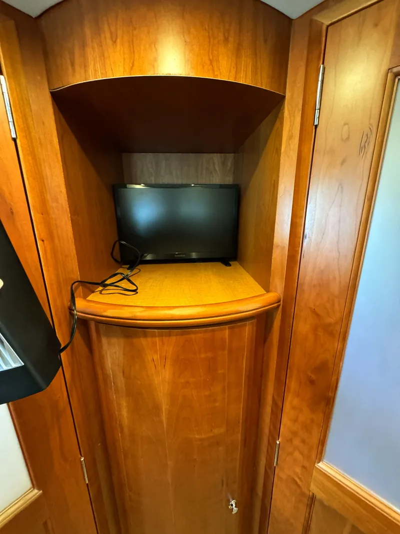 Slide: The Image of Silverton 39 Motor Yacht 2002 - 64