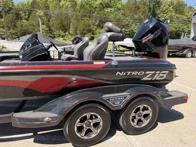 Slide: The Image of Nitro Z18 Pro 2022 - 13