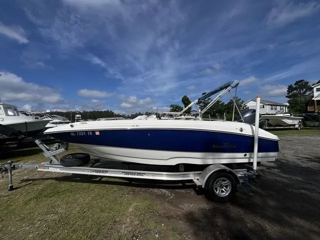 Slide: The Image of NauticStar 193 SC 2020 - 3