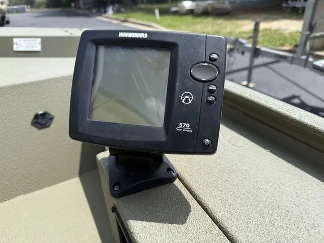 Slide: The Image of Lowe Multi-Species Series Stryker 16 SS 2015 - 9