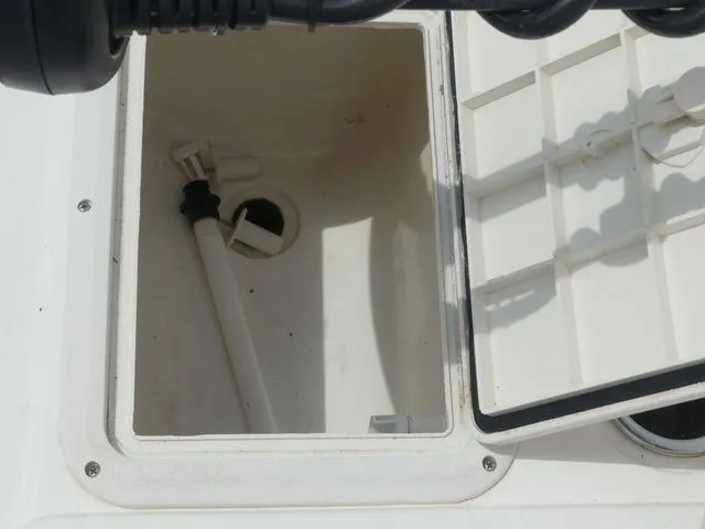 Slide: The Image of Hurricane Sundeck Sport 2012 - 26