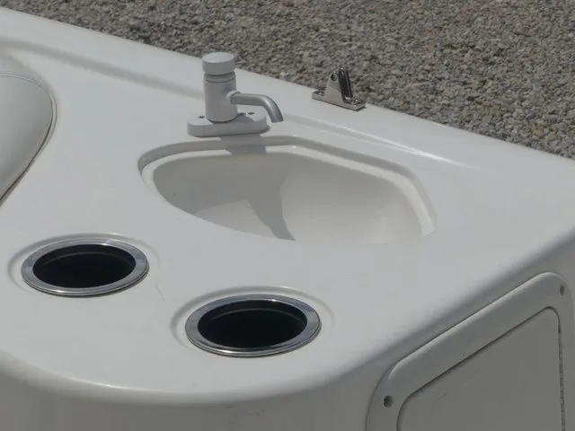 Slide: The Image of Hurricane Sundeck Sport 2012 - 28