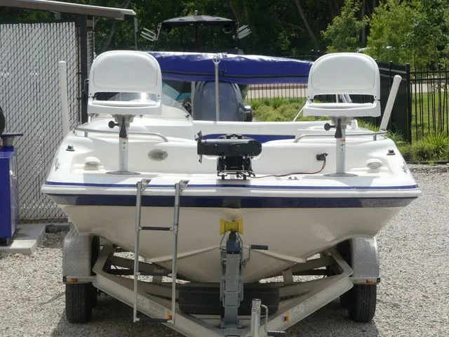 Slide: The Image of Hurricane Sundeck Sport 2012 - 3