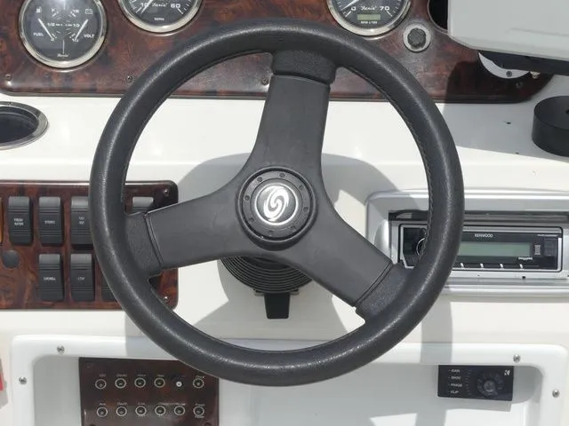 Slide: The Image of Hurricane Sundeck Sport 2012 - 32