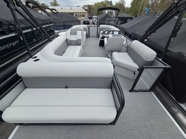 Slide: The Image of Crest Conquest SE 220 Cruise 2-Tube W/115Hp And Trailer 2026 - 15