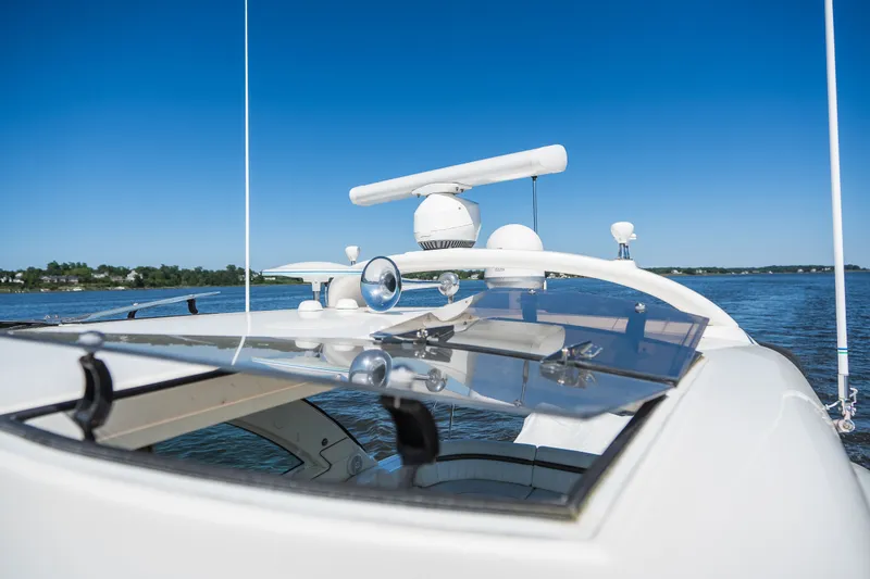 Slide: The Image of Sea Ray 48 2005 - 12
