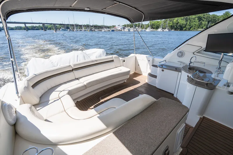 Slide: The Image of Sea Ray 48 2005 - 14