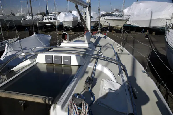 Slide: The Image of 1998 J Boats J/32 sailboat on a dry dock. - 6