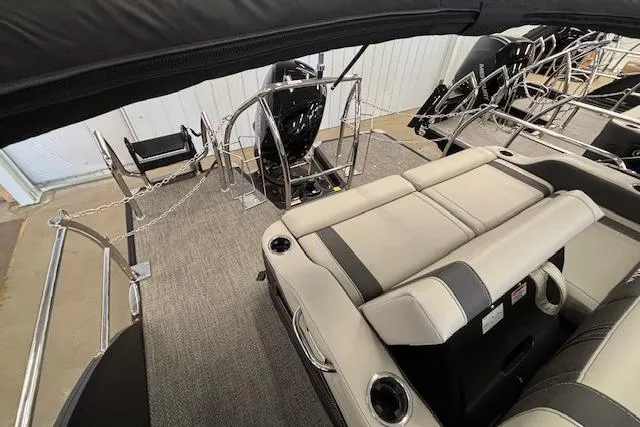 Slide: The Image of 2026 Barletta Corsa 23UC boat interior with plush seating and modern design. - 18