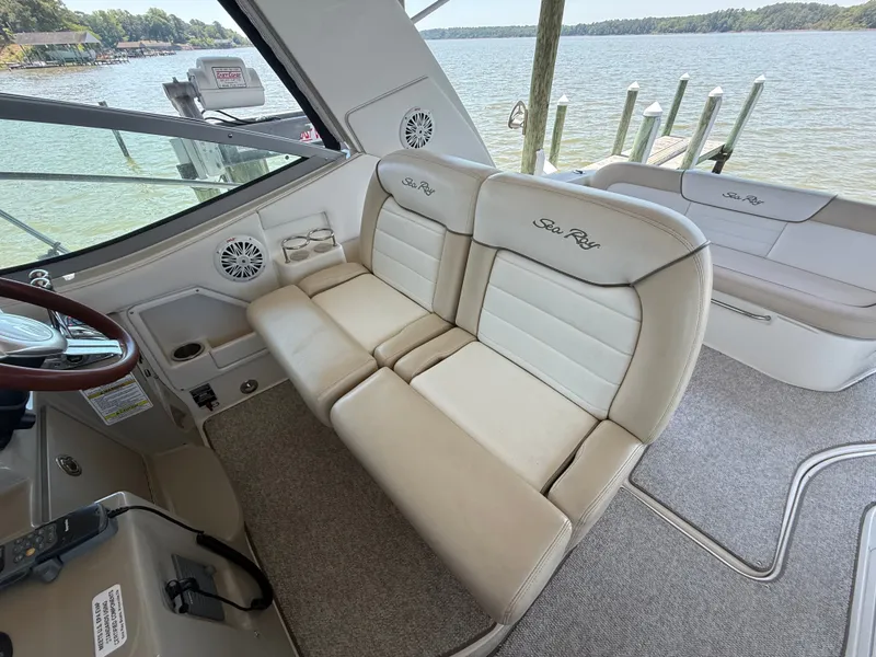 Slide: The Image of Interior of a 2012 Sea Ray Sundancer 350 yacht by the lake. - 15