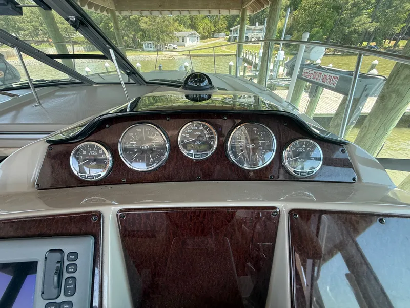 Slide: The Image of Dashboard of Sea Ray Sundancer 350 yacht, year 2012. - 8