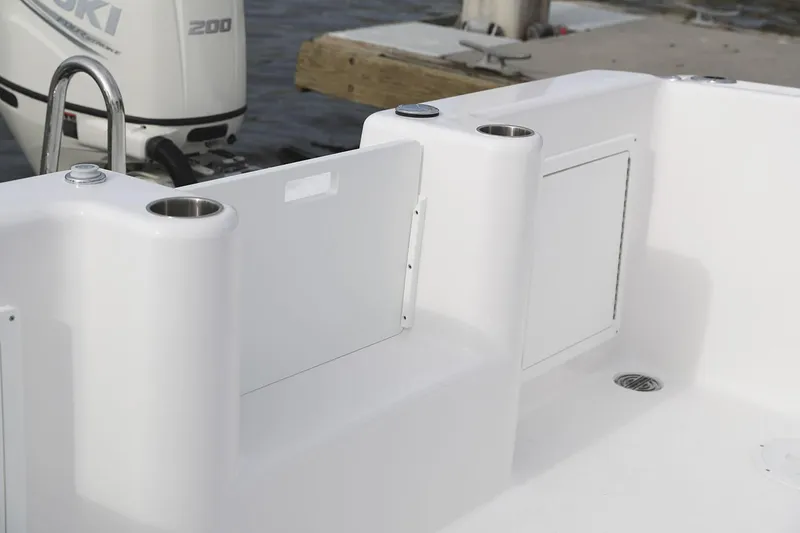 Slide: The Image of Manufacturer Provided Image: 2021 Twin Vee 280 CC GF boat interior with Suzuki 200 outboard motor. - 16