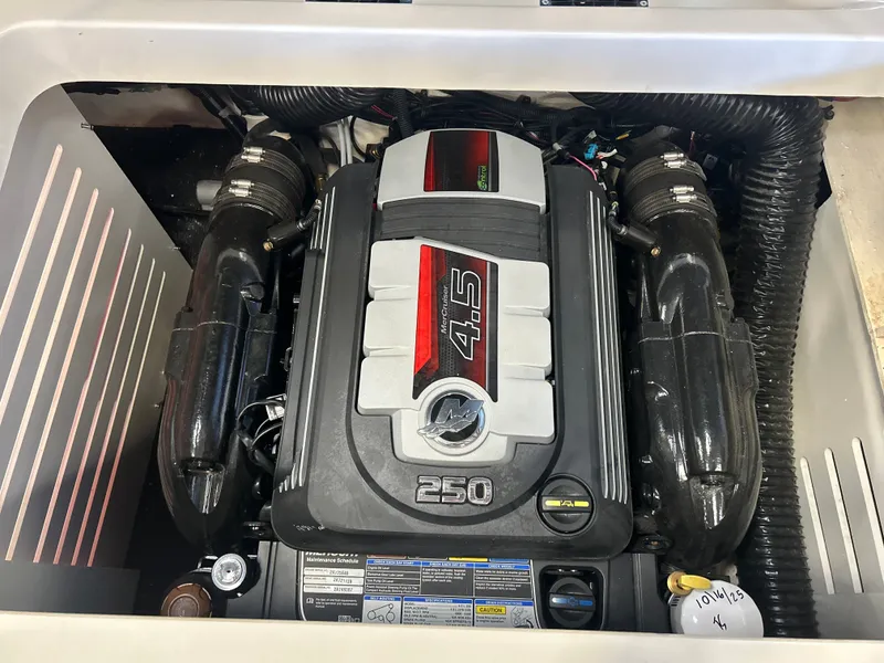 Slide: The Image of Engine of Sea Ray SPX 210 boat, year 2023. - 10