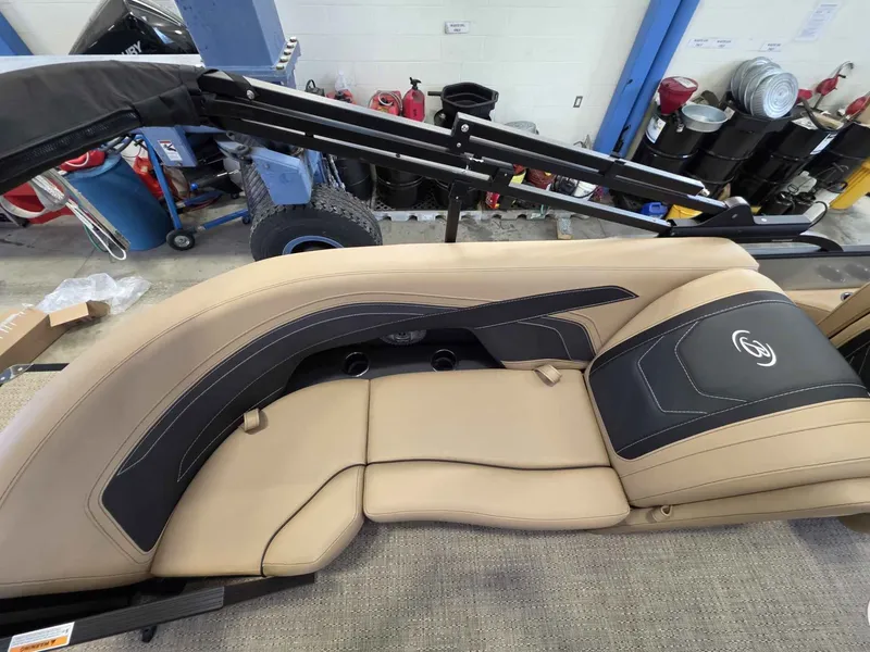 Slide: The Image of Interior of 2026 Barletta Cabrio 22QC with beige leather seats. - 7