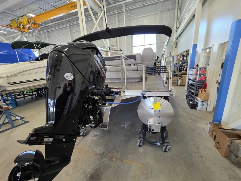 Slide: The Image of 2026 Barletta ARIA 20UC pontoon boat in workshop. - 7