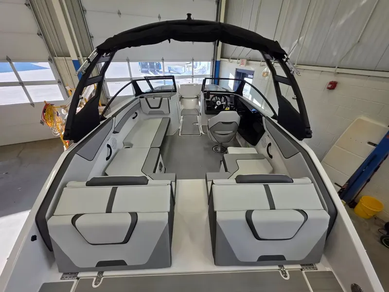 Slide: The Image of Yamaha AR220 2026 - 9