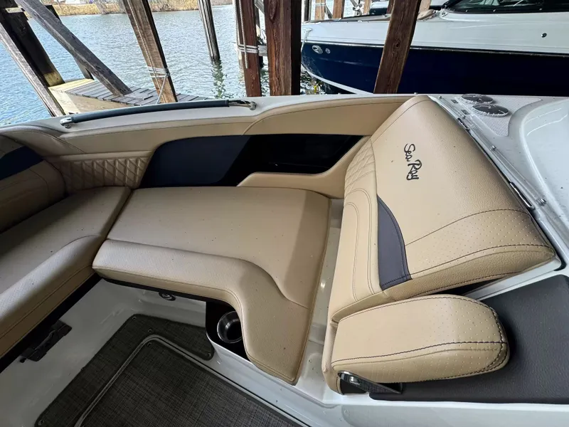 Slide: The Image of Interior of Sea Ray SLX 260 boat, model year 2026. - 18