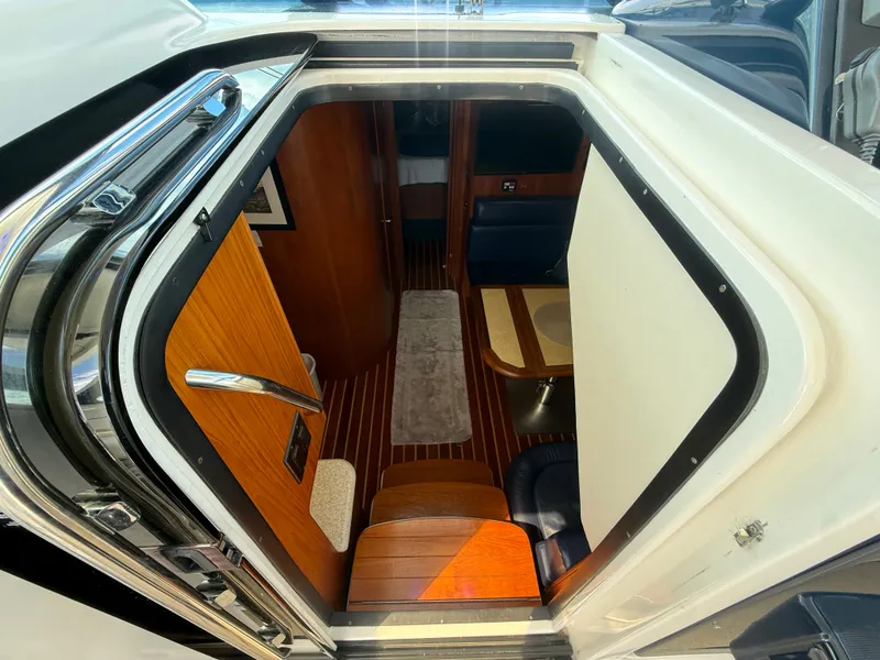 Slide: The Image of Tiara 3800 Open 2001 - 13
