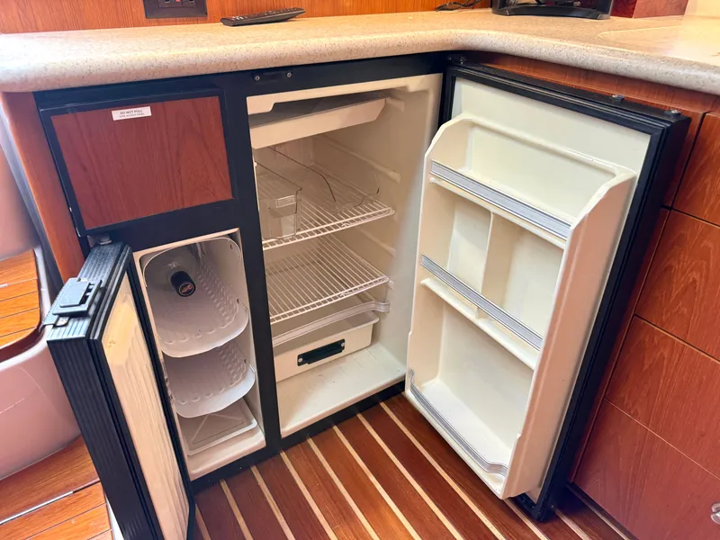 Slide: The Image of Tiara 3800 Open 2001 - 15