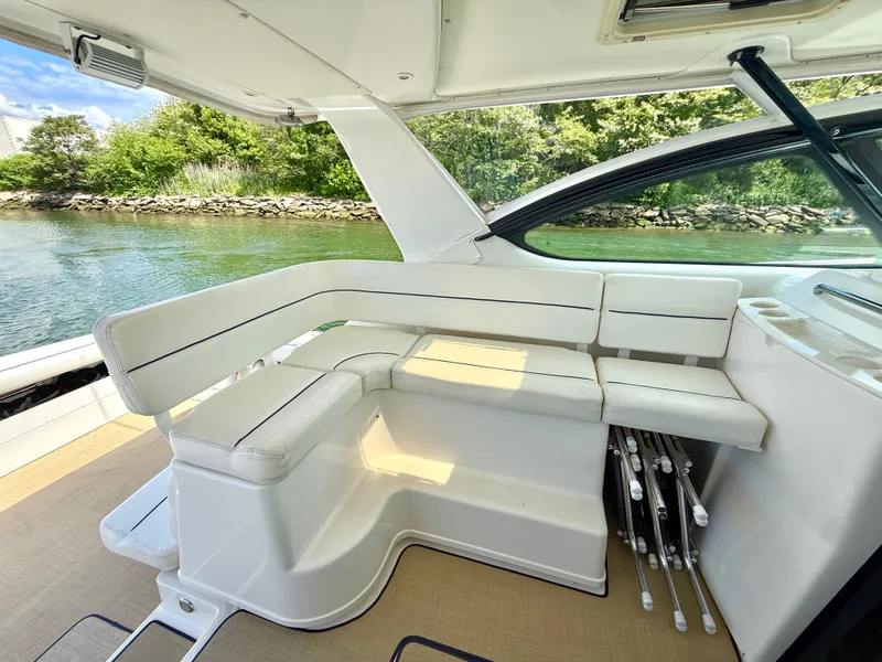 Slide: The Image of Tiara 3800 Open 2001 - 3