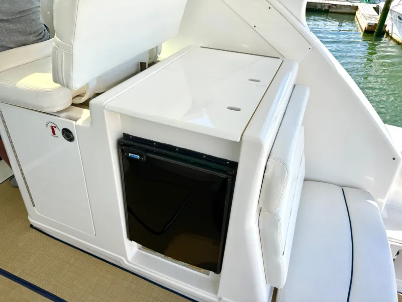 Slide: The Image of Tiara 3800 Open 2001 - 4