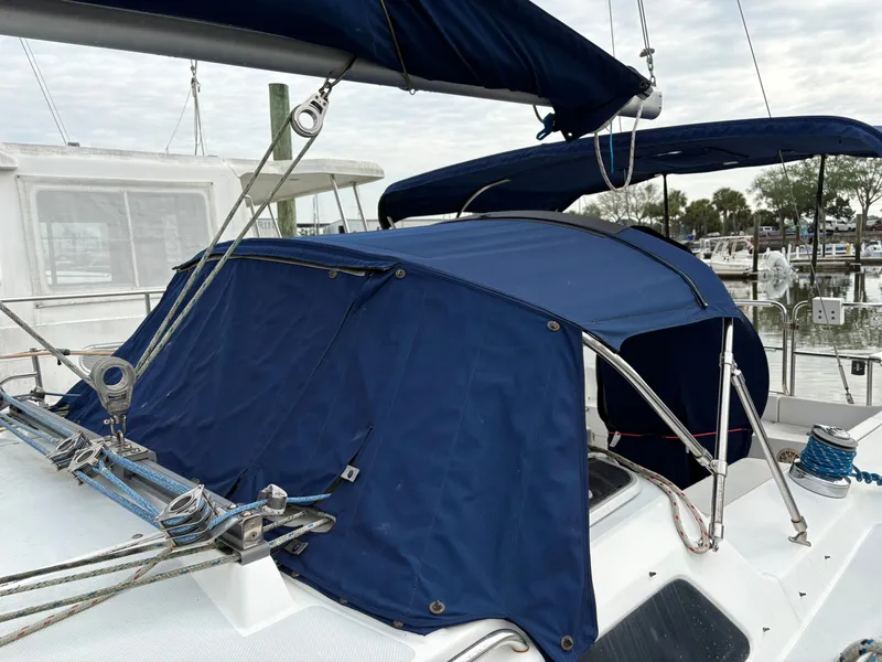 Slide: The Image of Catalina 36 MkII 2000 - 1