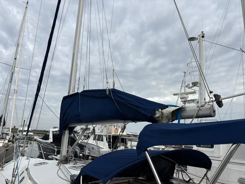 Slide: The Image of Catalina 36 MkII 2000 - 3