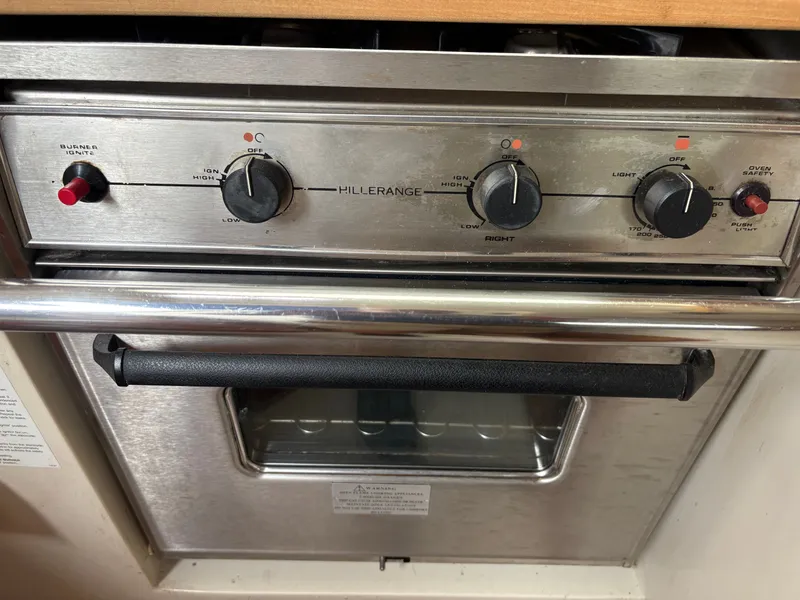 Slide: The Image of Hillerange oven controls on Catalina 36 MkII, year 2000. - 33