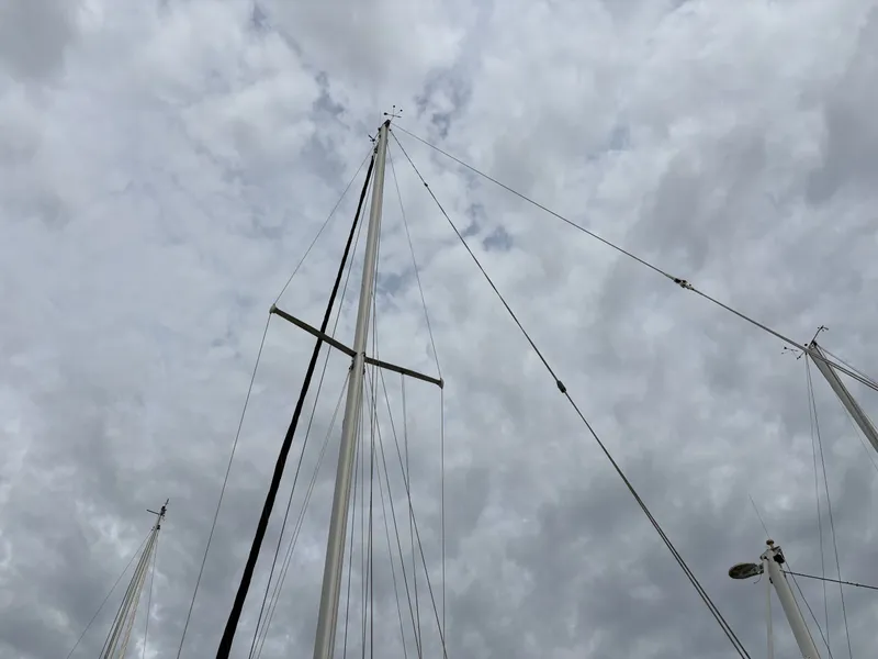 Slide: The Image of Catalina 36 MkII 2000 - 4