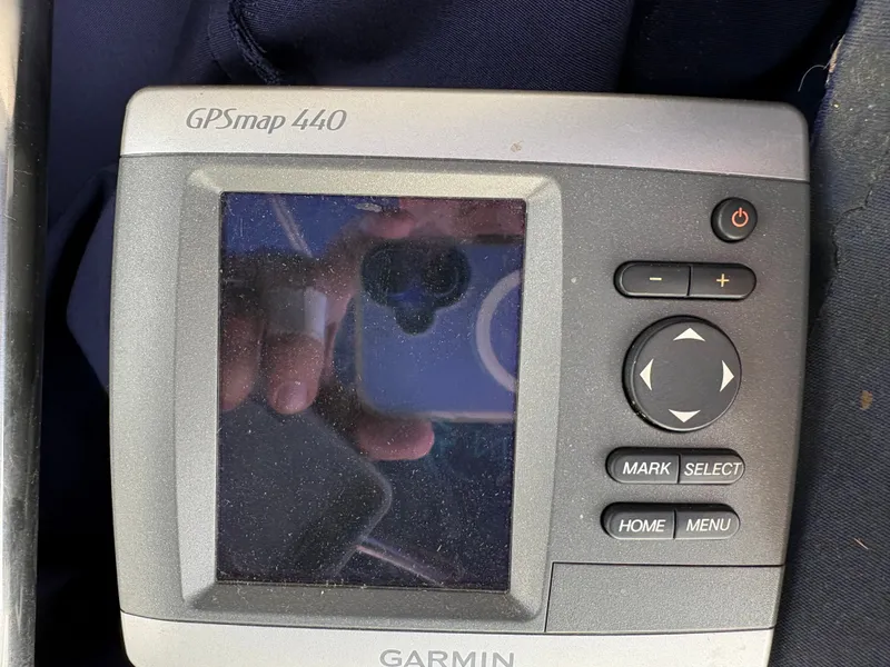 Slide: The Image of Garmin GPSmap 440 on Catalina 36 MkII, year 2000. - 9