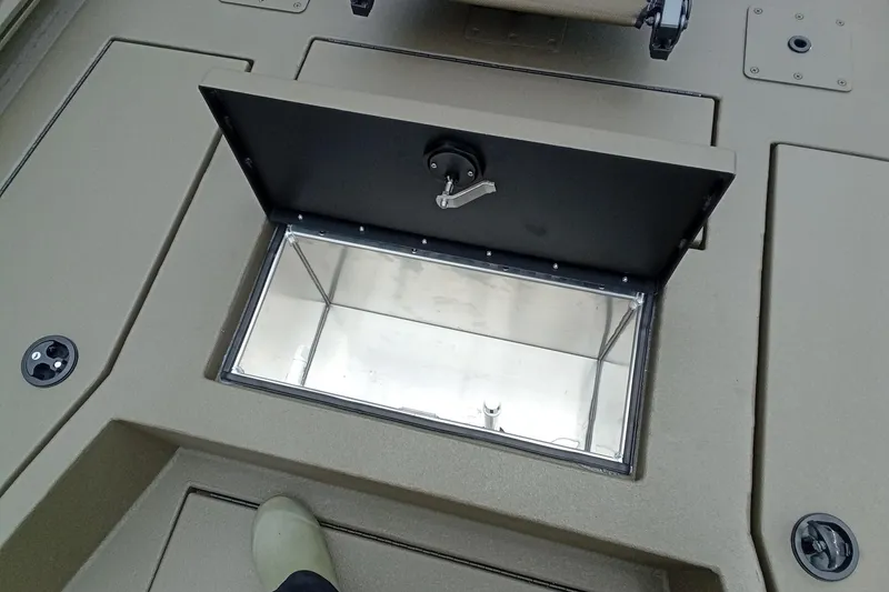 Slide: The Image of Open storage compartment on 2027 Thor 1900 Bay Hammer boat deck. - 43