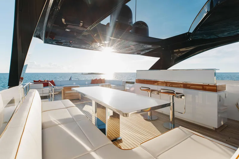 Slide: The Image of Riva 90' Argo 2020 - 55