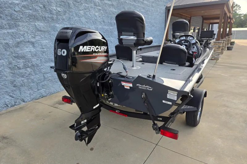 Slide: The Image of 2019 Tracker Pro Team 175 TF boat with Mercury 60 FourStroke engine. - 58