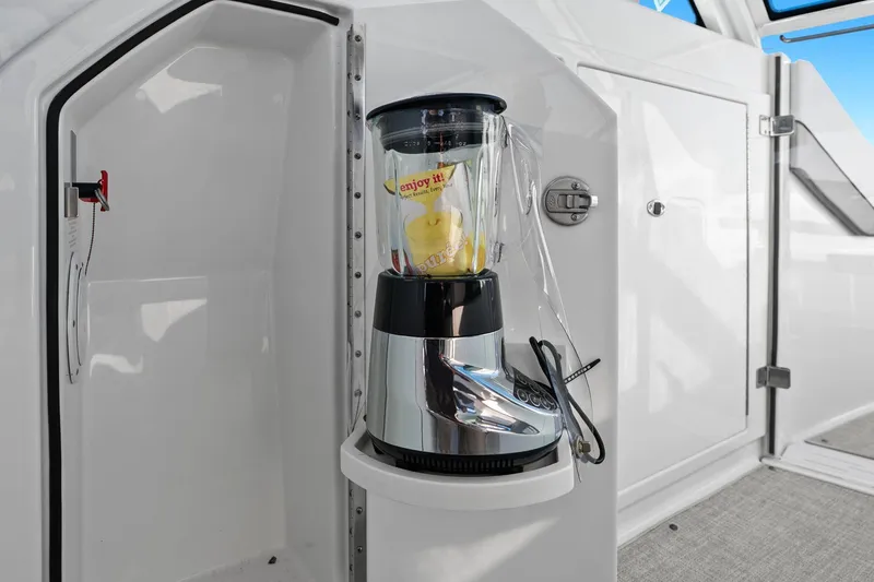 Slide: The Image of Blender on 2023 Formula 380 Super Sport Crossover OB yacht, ready for use. - 28