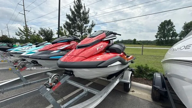 Slide: The Image of Yamaha FX Cruiser HO 2026 - 4