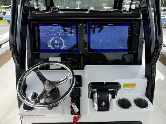Slide: The Image of Sea Pro 292 Offshore 2025 - 17