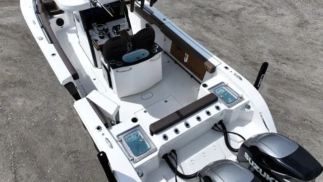 Slide: The Image of Sea Pro 292 Offshore 2025 - 7