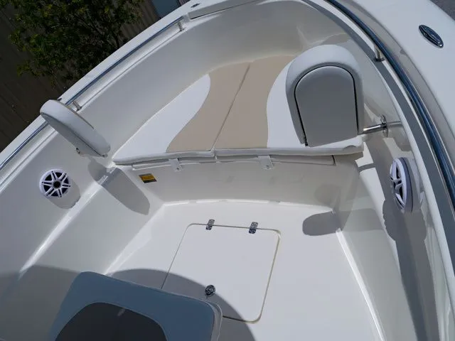 Slide: The Image of Bulls Bay 230 Center Console 2027 - 14